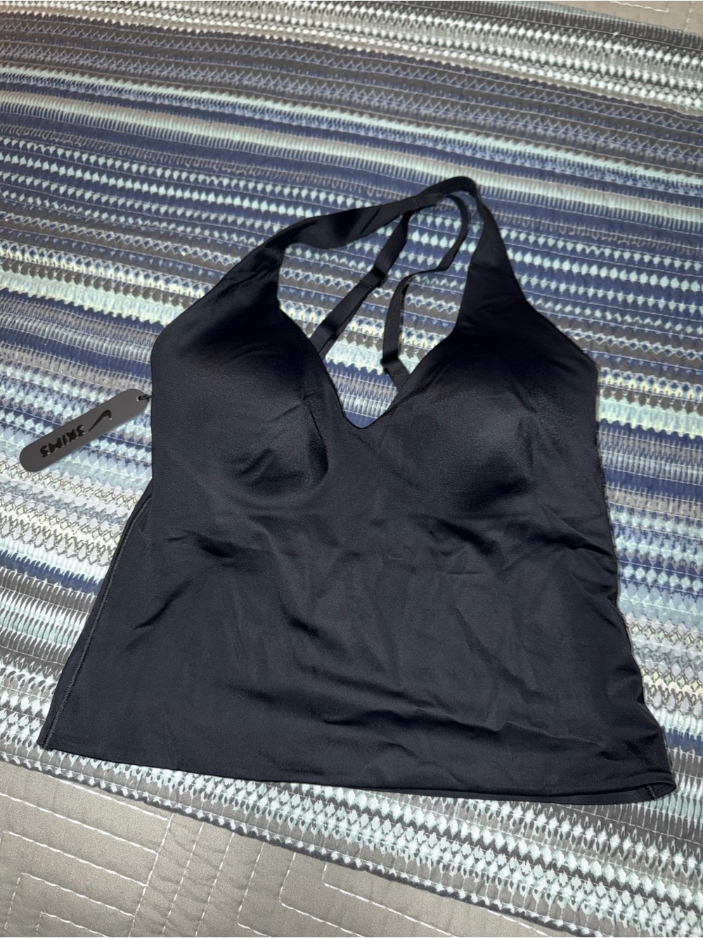 NikeSKIMS Shine V-Neck Tank 🤍 NWT